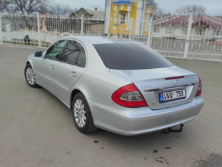 Mercedes E-Class foto 4