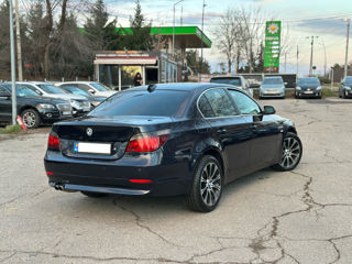 BMW 5 Series foto 4