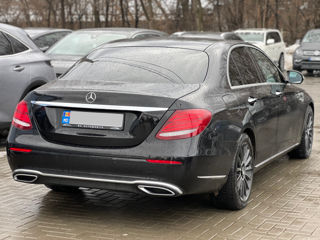 Mercedes E-Class foto 5