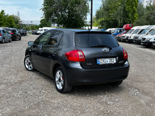 Toyota Auris foto 4