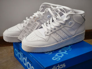 Adidas Rivalry Mid foto 0