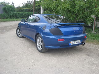 Hyundai Coupe foto 2