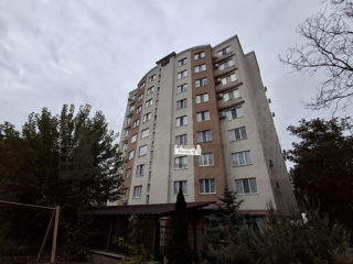 Apartament cu 2 camere, 45 m², Buiucani, Chișinău foto 2