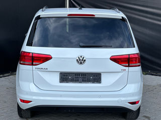 Volkswagen Touran foto 5