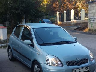 Toyota Yaris foto 6