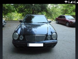 Mercedes E Class foto 1