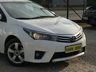 Toyota Corolla foto 2