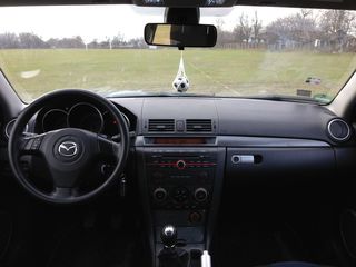 Mazda 3 foto 3