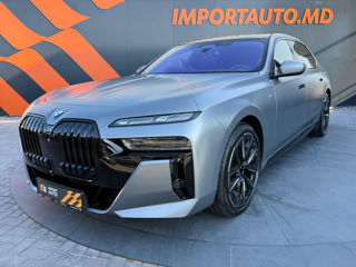 BMW i7 foto 0