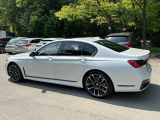 BMW 7 Series foto 6