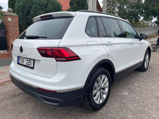 Volkswagen Tiguan foto 3