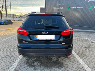 Ford Focus foto 5