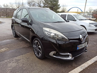 Renault Grand Scenic foto 2