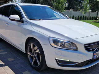 Volvo V60 foto 3