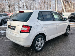 Skoda Fabia фото 4