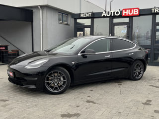 Tesla Model 3 foto 2