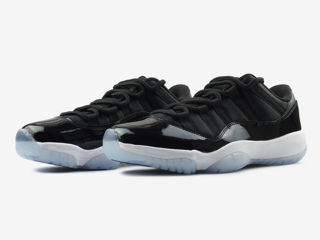 Nike Air Jordan Retro 11 Low Space Jam foto 5