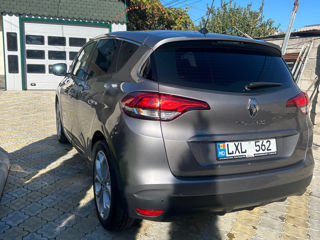 Renault Scenic foto 8