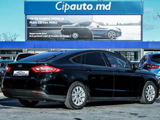 Ford Mondeo foto 5