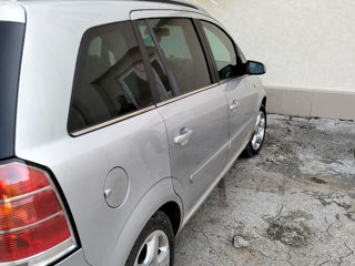 Opel Zafira foto 3