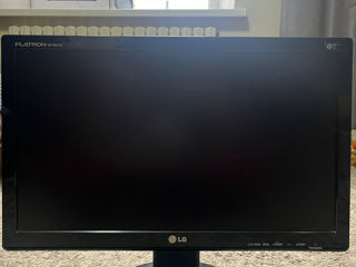 Monitor LG 19