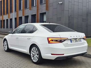 Skoda Superb foto 7