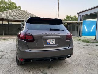 Porsche Cayenne foto 7