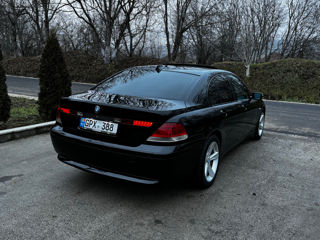 BMW 7 Series foto 5