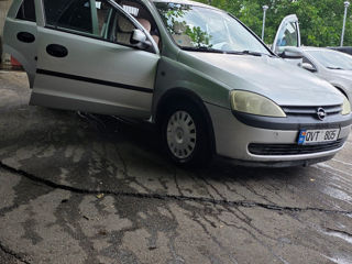 Opel Corsa foto 1