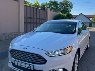 Ford Fusion foto 6