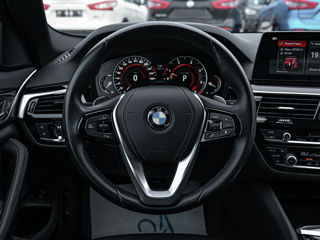 BMW 5 Series foto 11