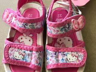 Sandale Hello Kitty marimea 22