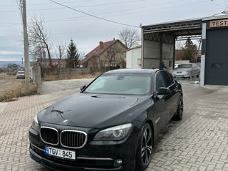 BMW 7 Series foto 3