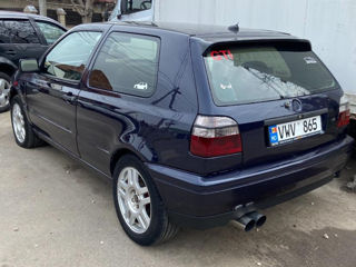 Volkswagen Golf foto 2