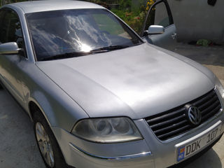 Volkswagen Passat foto 1