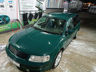 Volkswagen Passat foto 3