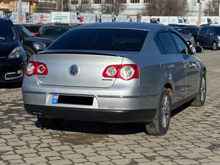 Volkswagen Passat foto 4