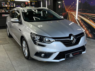 Renault Megane foto 1