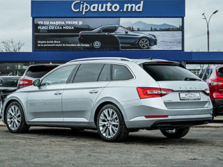 Skoda Superb foto 5