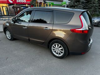 Renault Grand Scenic foto 3