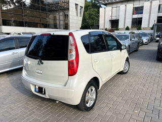 Mitsubishi Colt foto 3