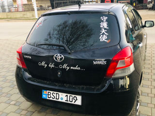 Toyota Yaris foto 4