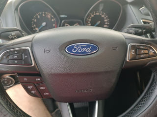 Ford Focus foto 4