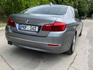 BMW 5 Series foto 4