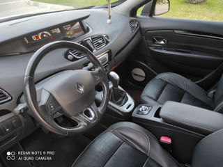 Renault Grand Scenic foto 8