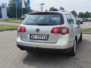 Volkswagen Passat foto 2