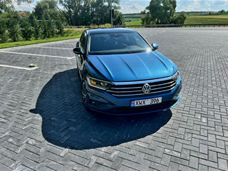 Volkswagen Jetta foto 4