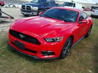 Ford Mustang foto 10