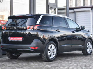 Peugeot 5008 foto 2