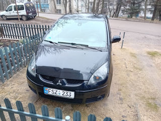 Mitsubishi Colt foto 2